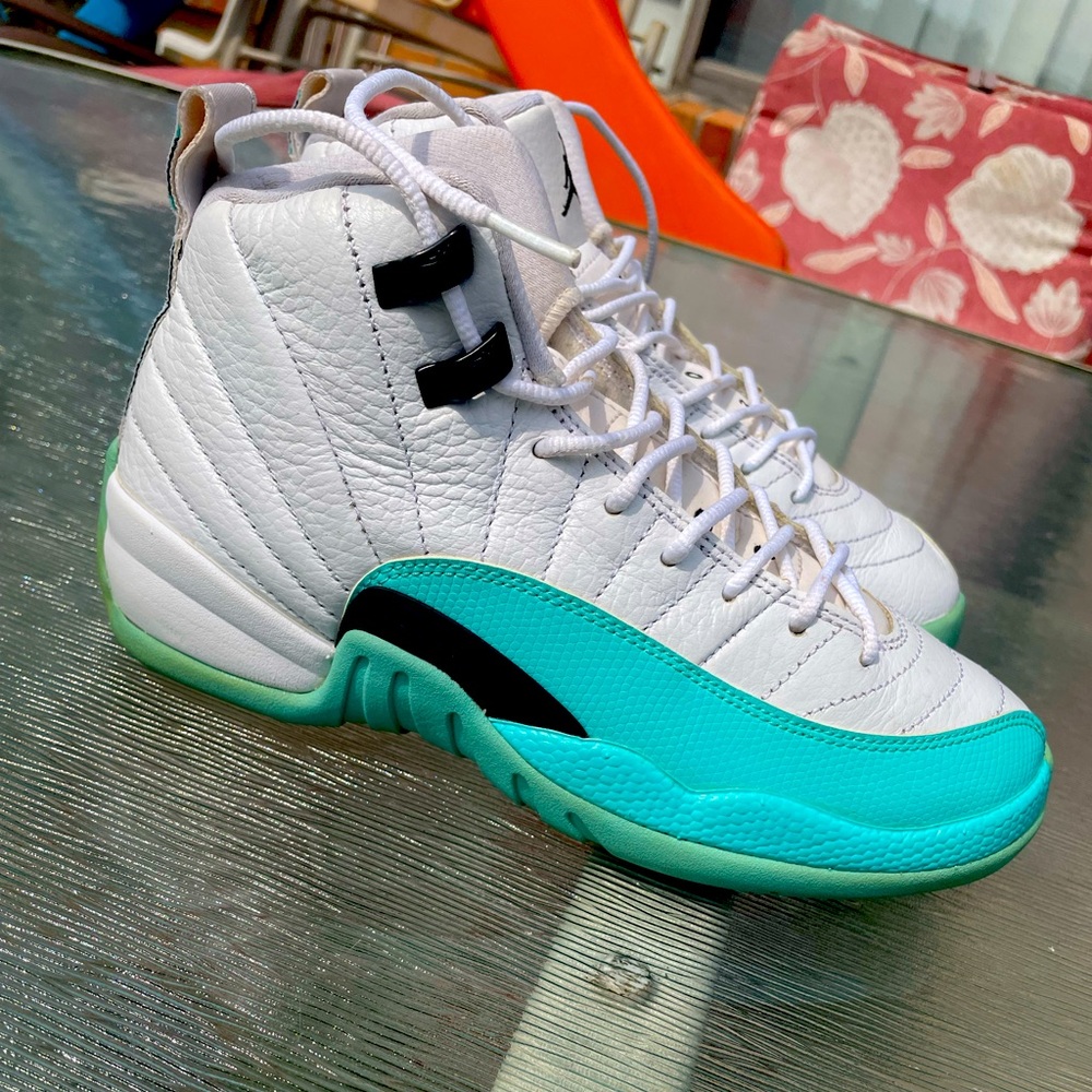 Jordan 12 - Picture 1 of 3